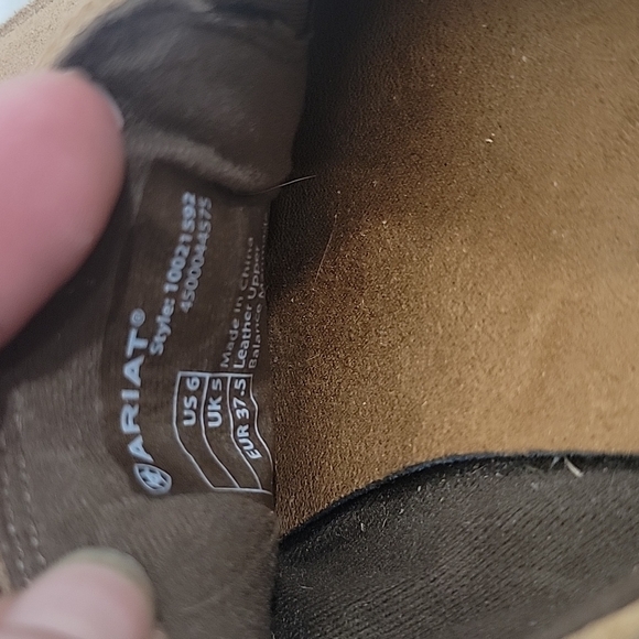 𝅺ARIAT Cruisers Slip On Cute Casual and Comfortable (youth 6 Womens 7.5) - Picture 6 of 7